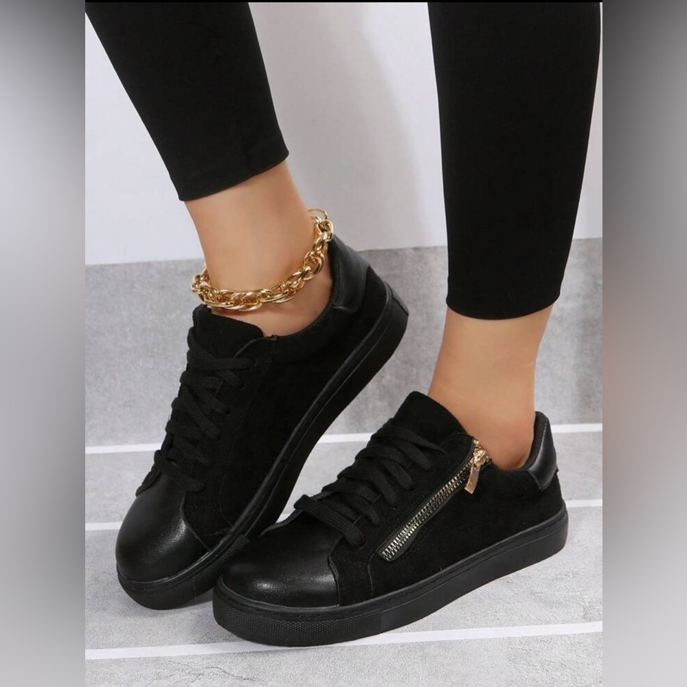 SHEIN Black Casual Sneakers with Zipper Accent - Size 8.5 (CN41)